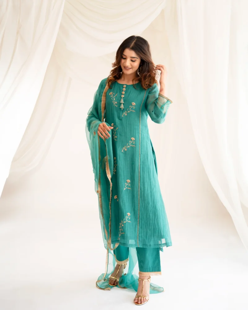 Tara Set in Rama Green