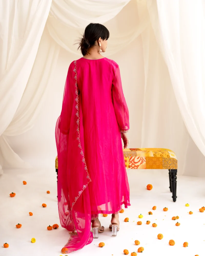 Diya Set in Rani Pink