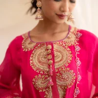 Diya Set in Rani Pink
