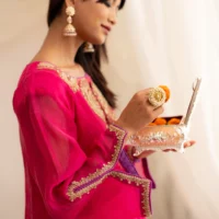 Diya Set in Rani Pink