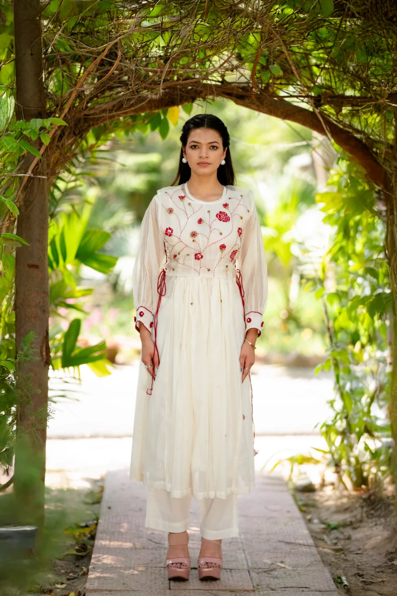 Sunspell Set in Off-White
