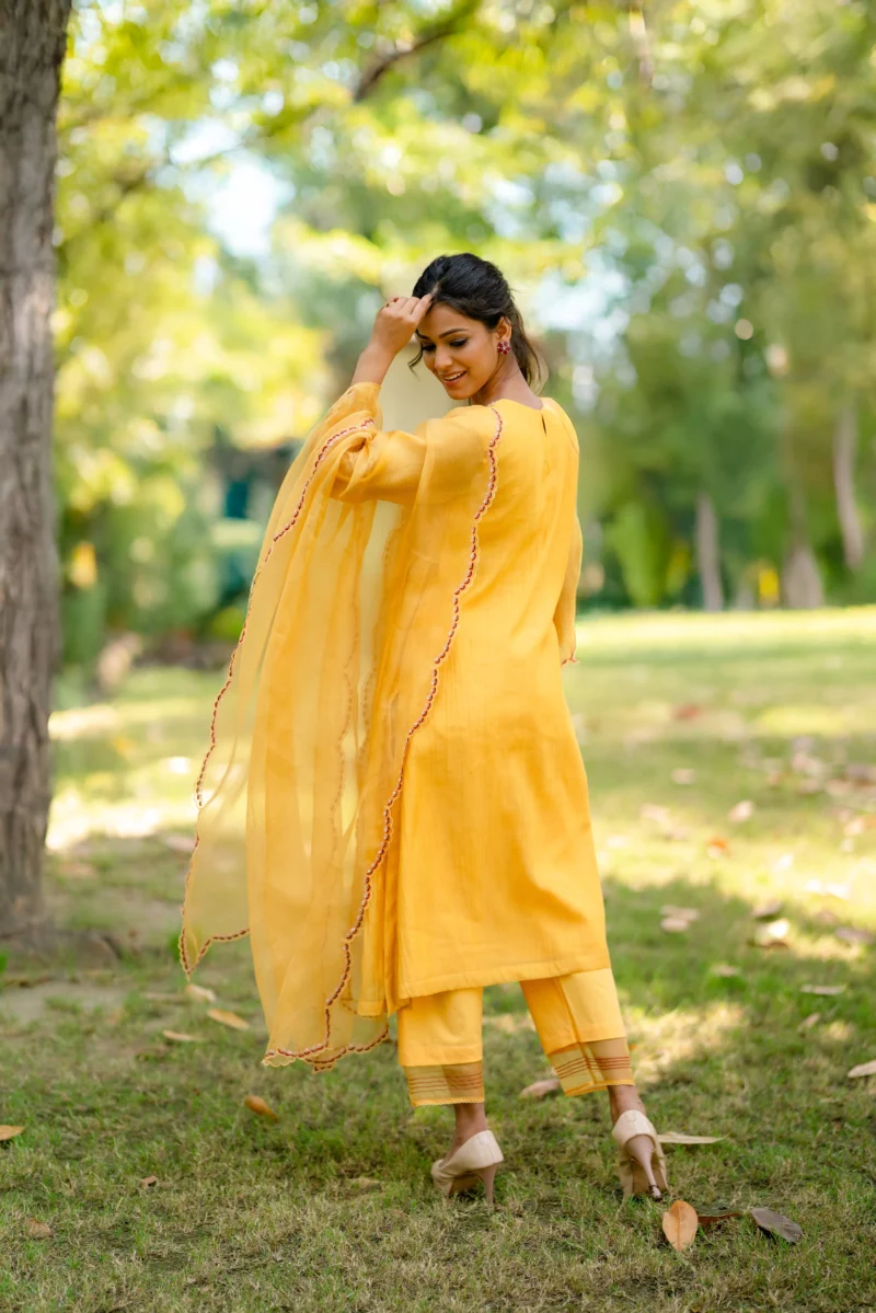 Mirage Set in Mustard