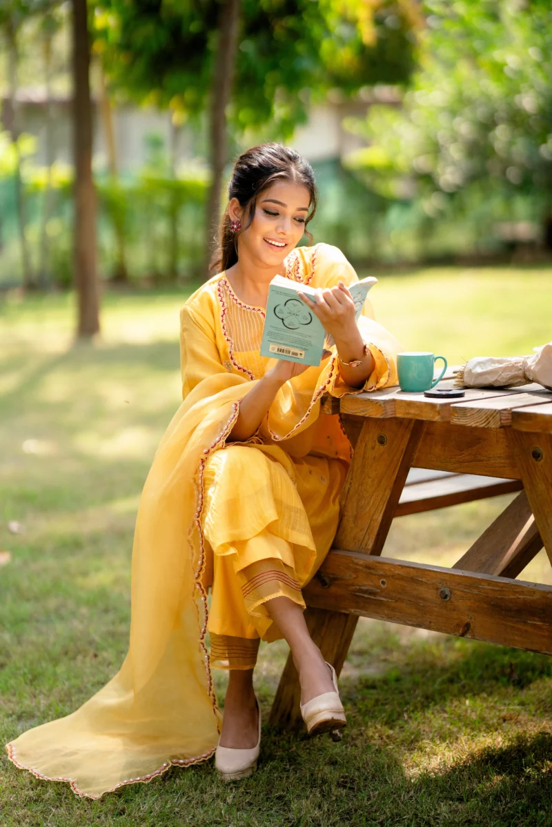 Mirage Set in Mustard