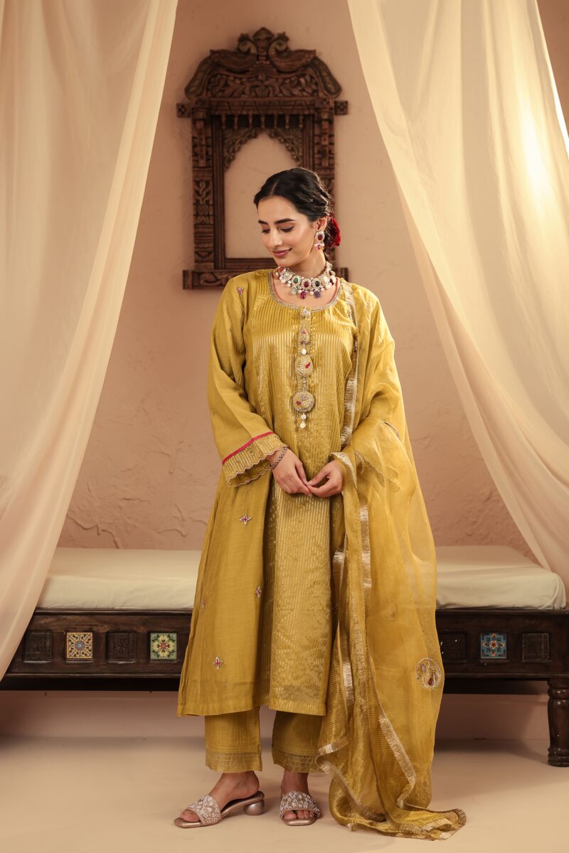 2L1A5778 Neelambar Set - Golden Mustard Pink