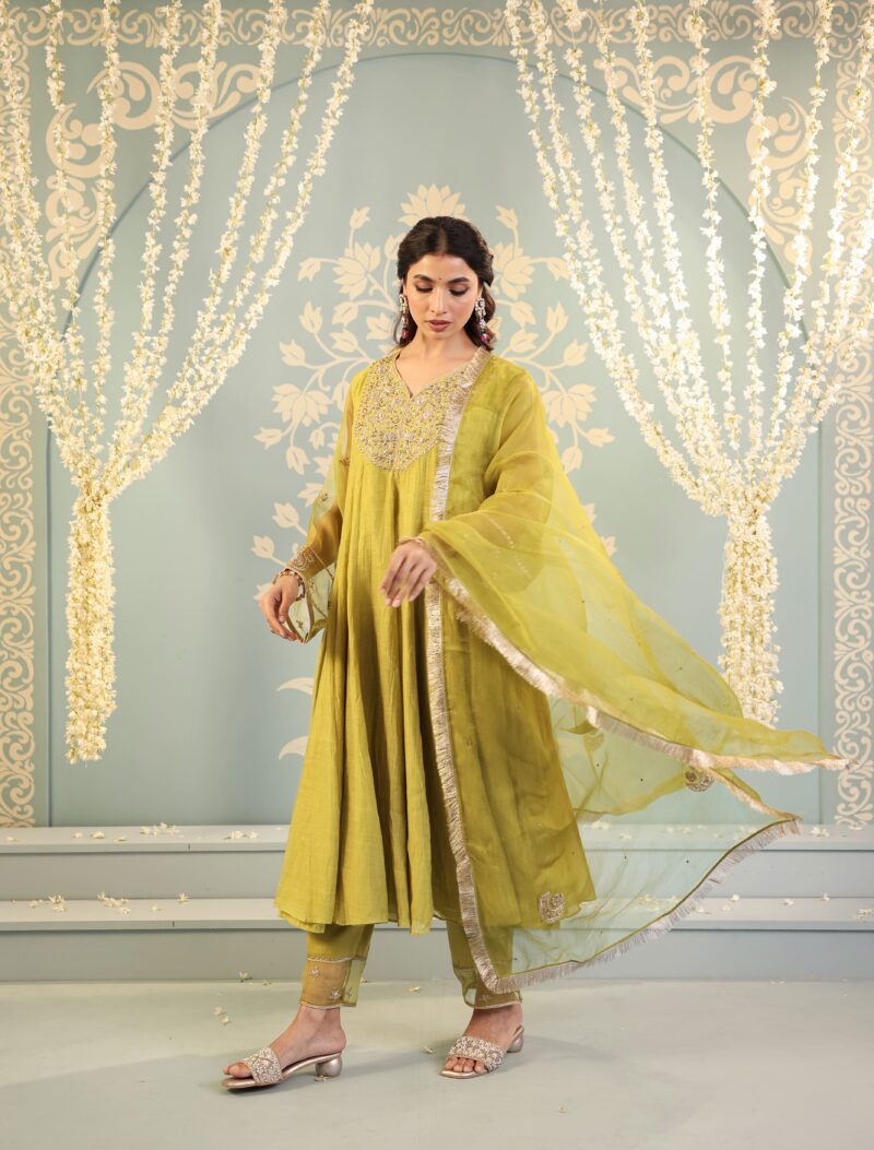 Tarini Set Lime green