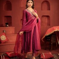 Padma Set deep maroon
