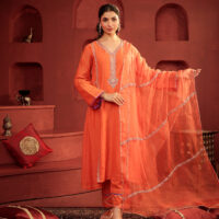 Kamal Ritu Set Burnt orange