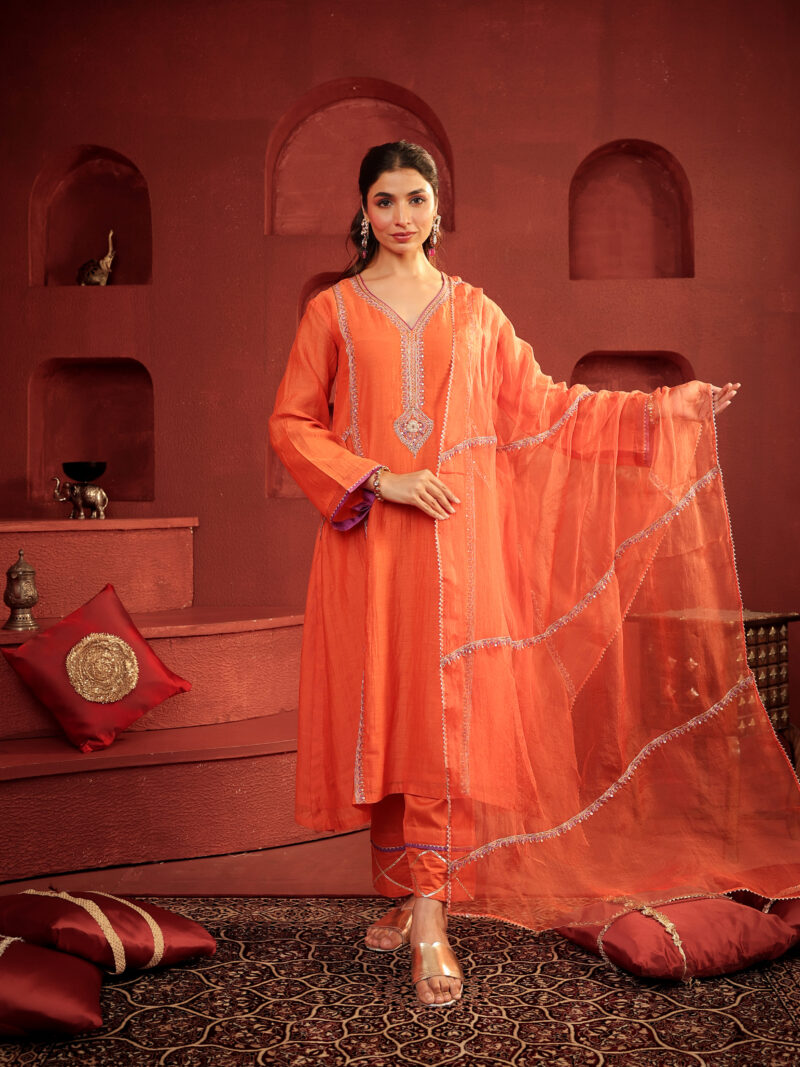 Kamal Ritu Set Burnt orange